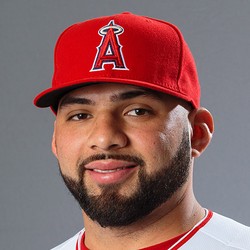 Julian Leon