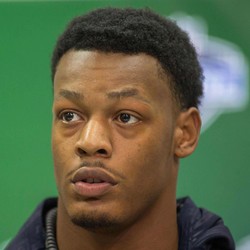 Daeshon Hall