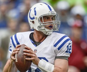 Andrew Luck - actionshot photo