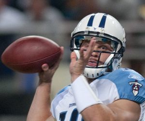 Jake Locker - actionshot photo