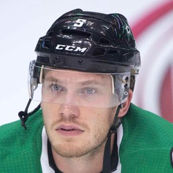 Jamie Oleksiak