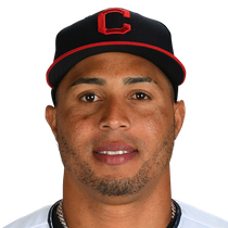 Leonys Martín has another cold day photo