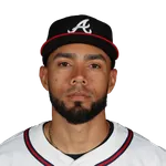 Robert Suarez